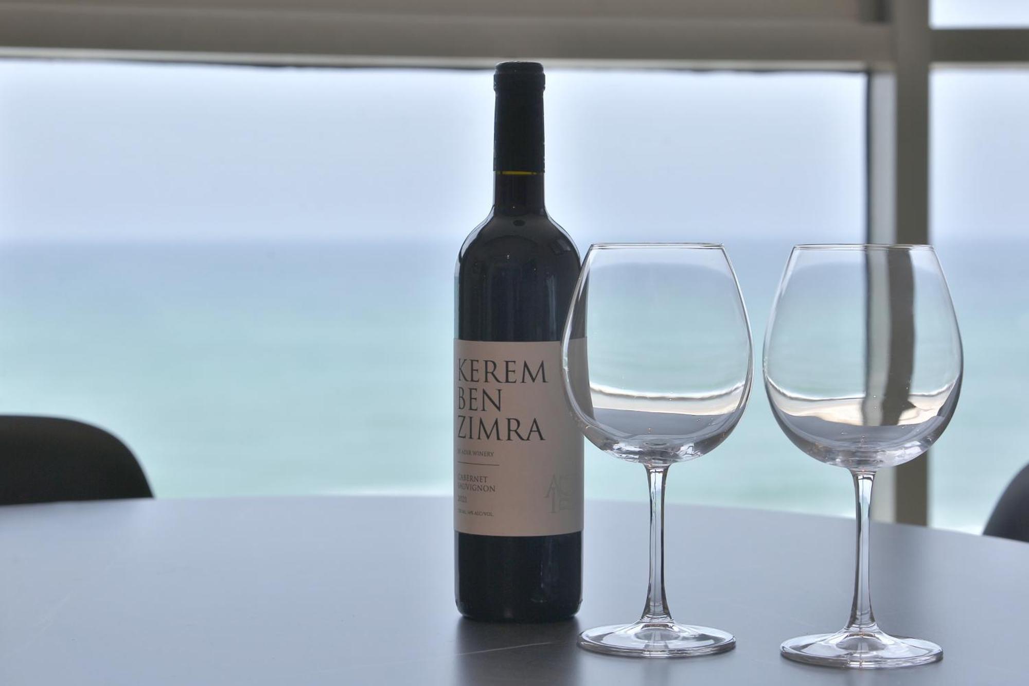 Luxury Suites By Notaly Ariel - Carmel Beach Haifa Quarto foto