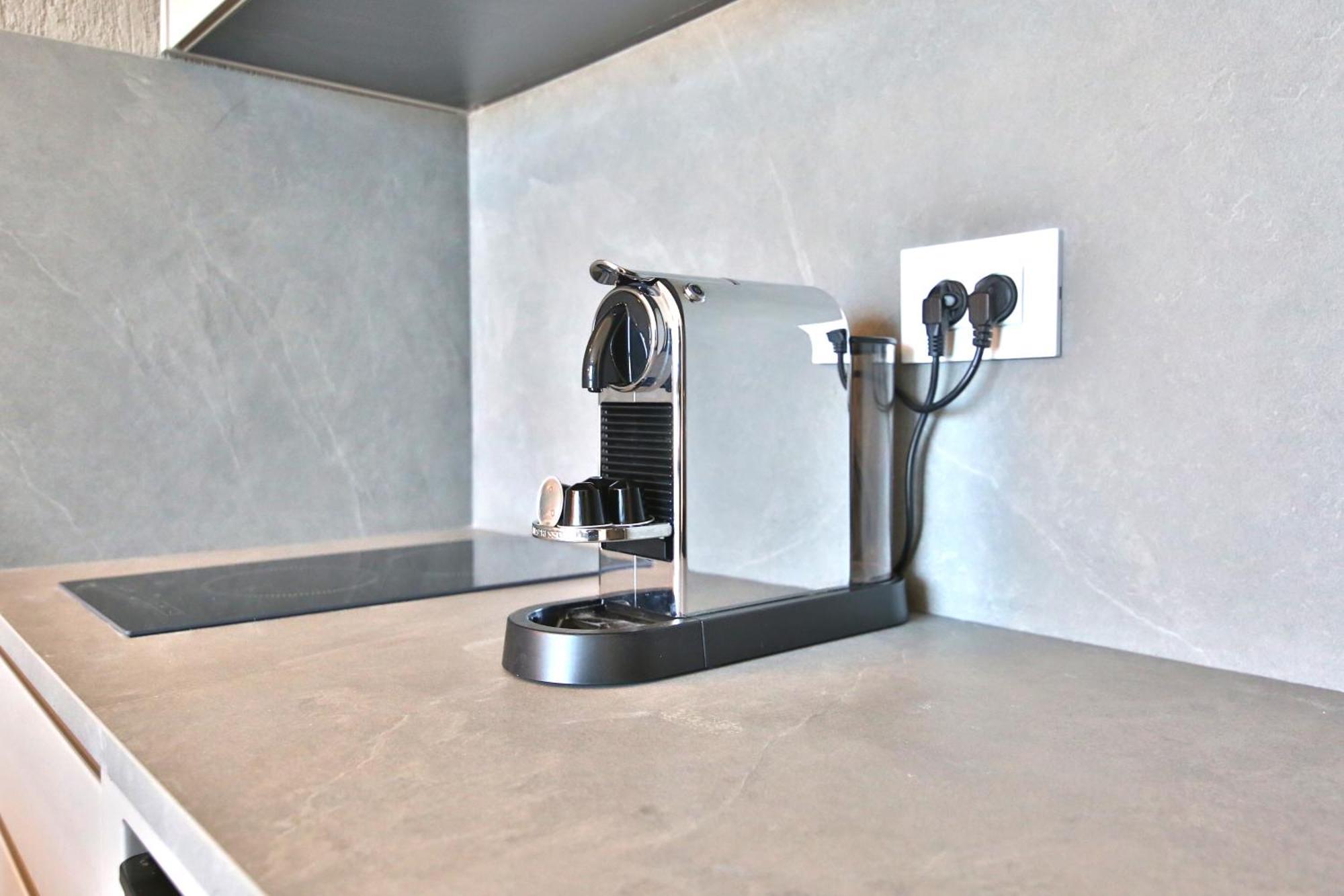 Luxury Suites By Notaly Ariel - Carmel Beach Haifa Quarto foto